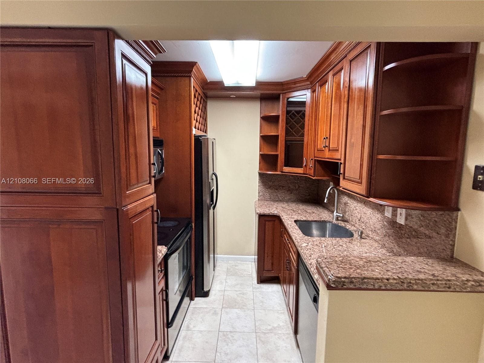 SPANISH TRACE CONDO · #Q-18 in Miami - Photo 13