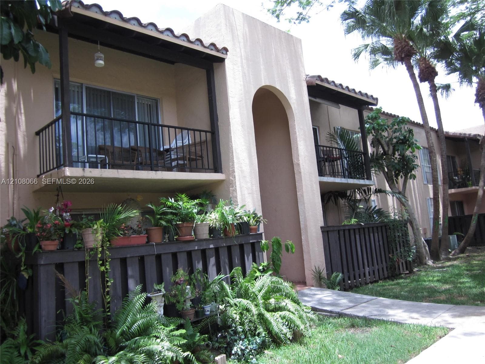 SPANISH TRACE CONDO · #Q-18 in Miami - Photo 1