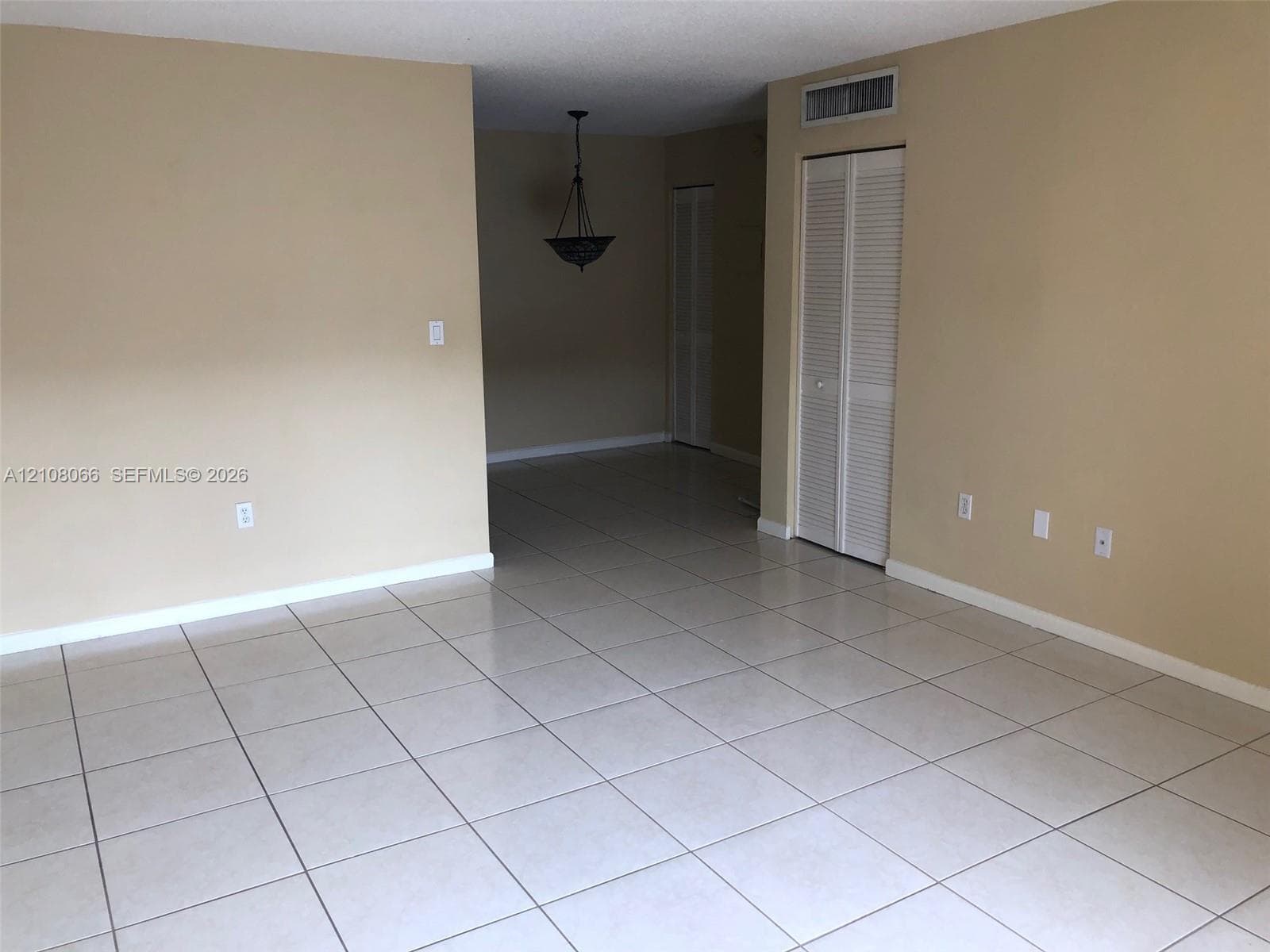 SPANISH TRACE CONDO · #Q-18 in Miami - Photo 8
