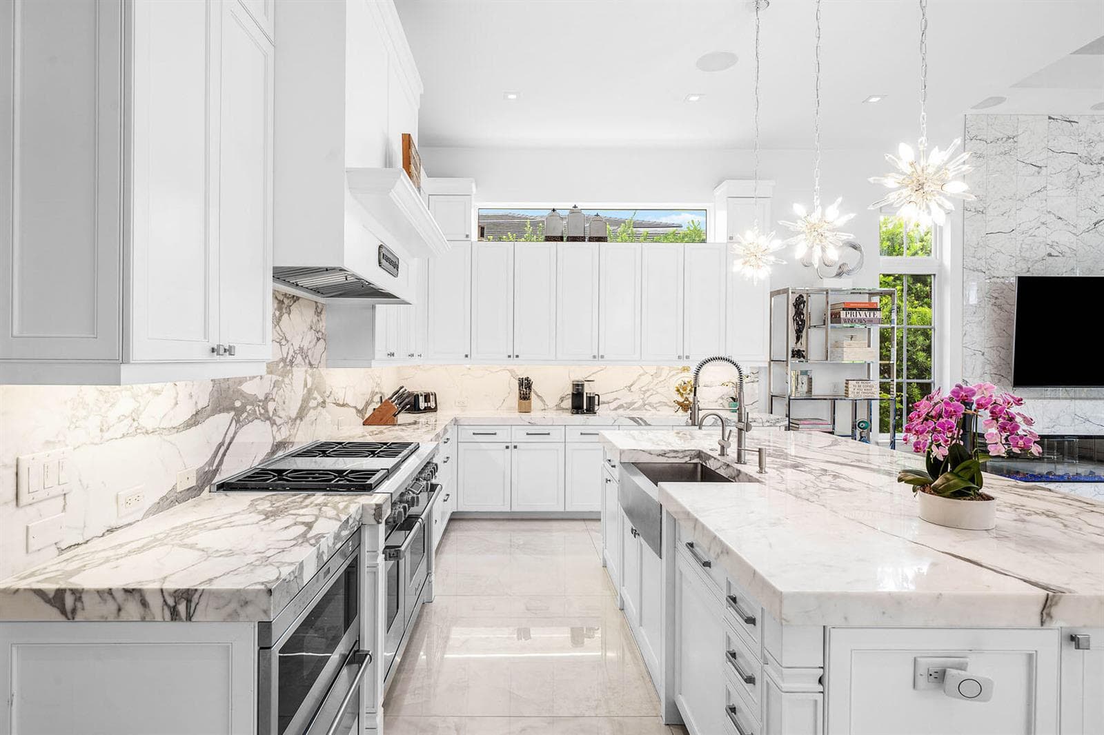 2296_Acorn_Palm_Road_18