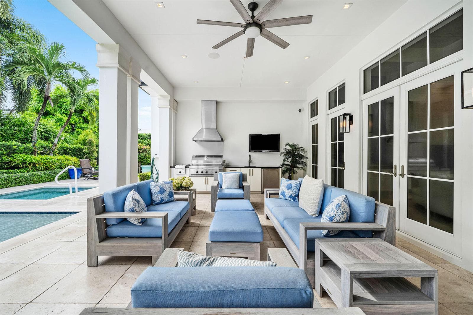2296_Acorn_Palm_Road_28