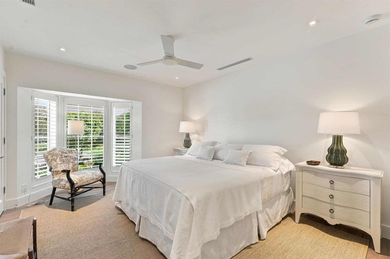 2284 Ibis Isle Rd W Palm Beach FL 39