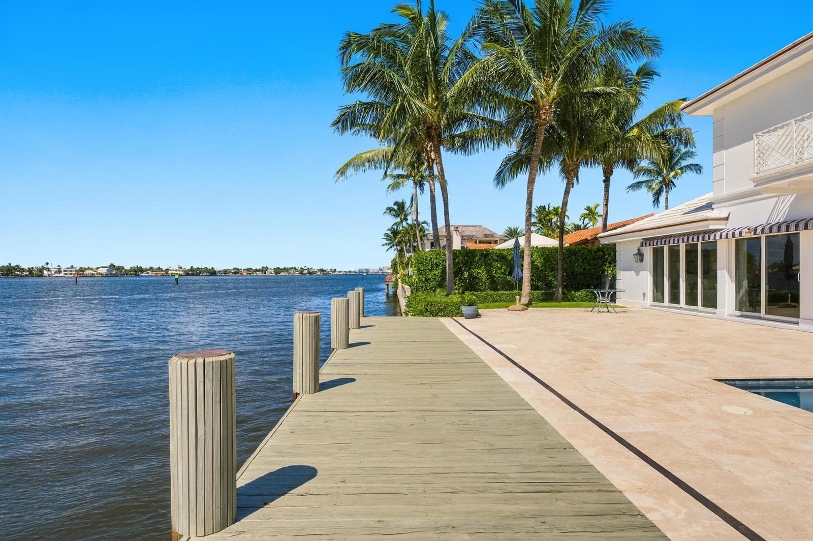 2284 Ibis Isle Rd W Palm Beach FL 69