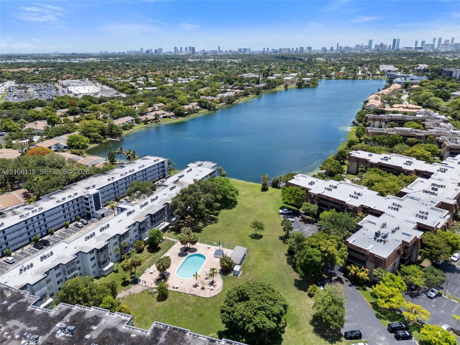 Royal Oaks · #302 in Miami - Photo 27