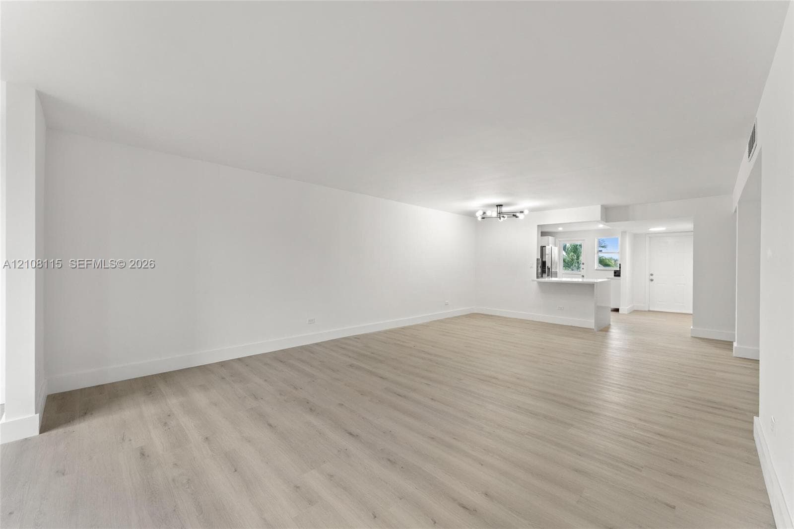 Royal Oaks · #302 in Miami - Photo 6