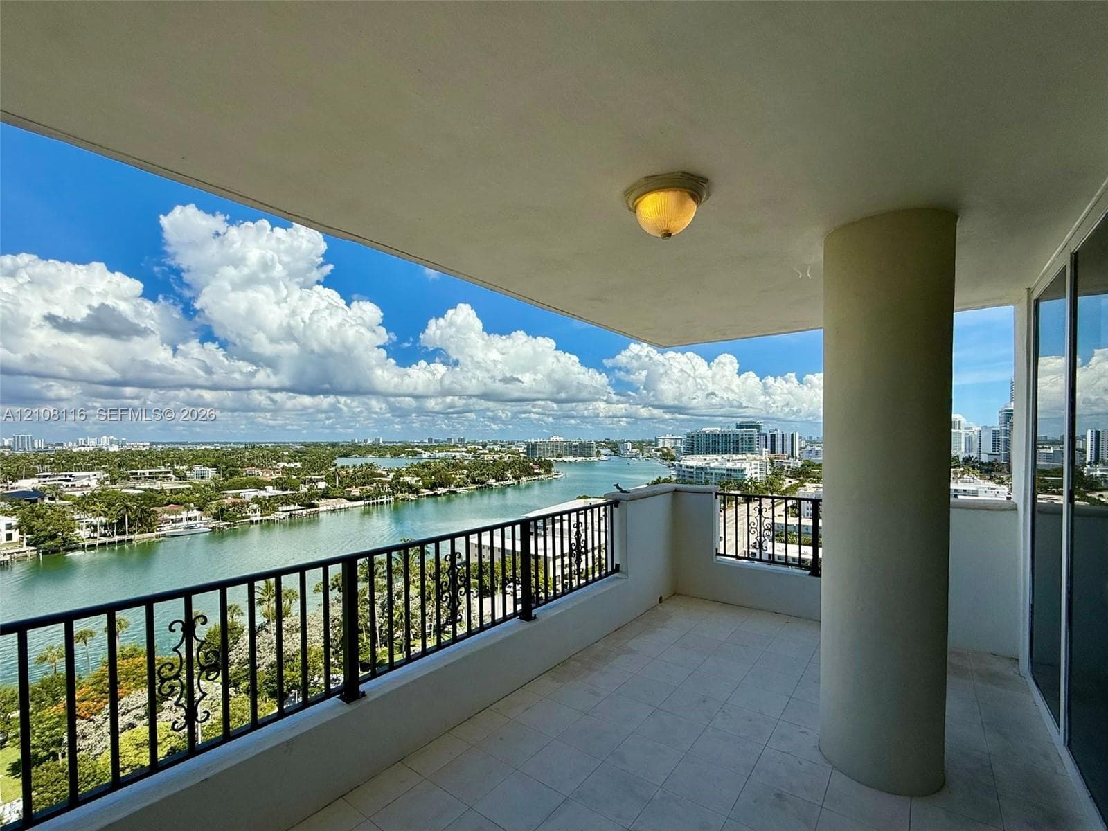FLORIDA TOWERS CONDO · #1403 in Miami Beach - Photo 2