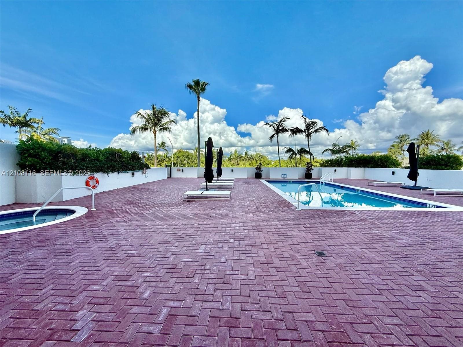 FLORIDA TOWERS CONDO · #1403 in Miami Beach - Photo 39