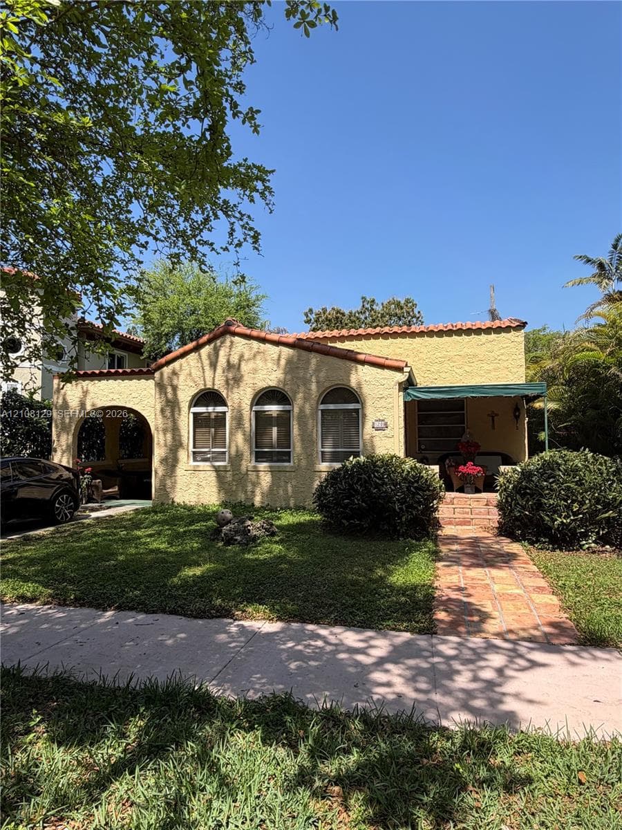 1209 Mariana Ave photo 1