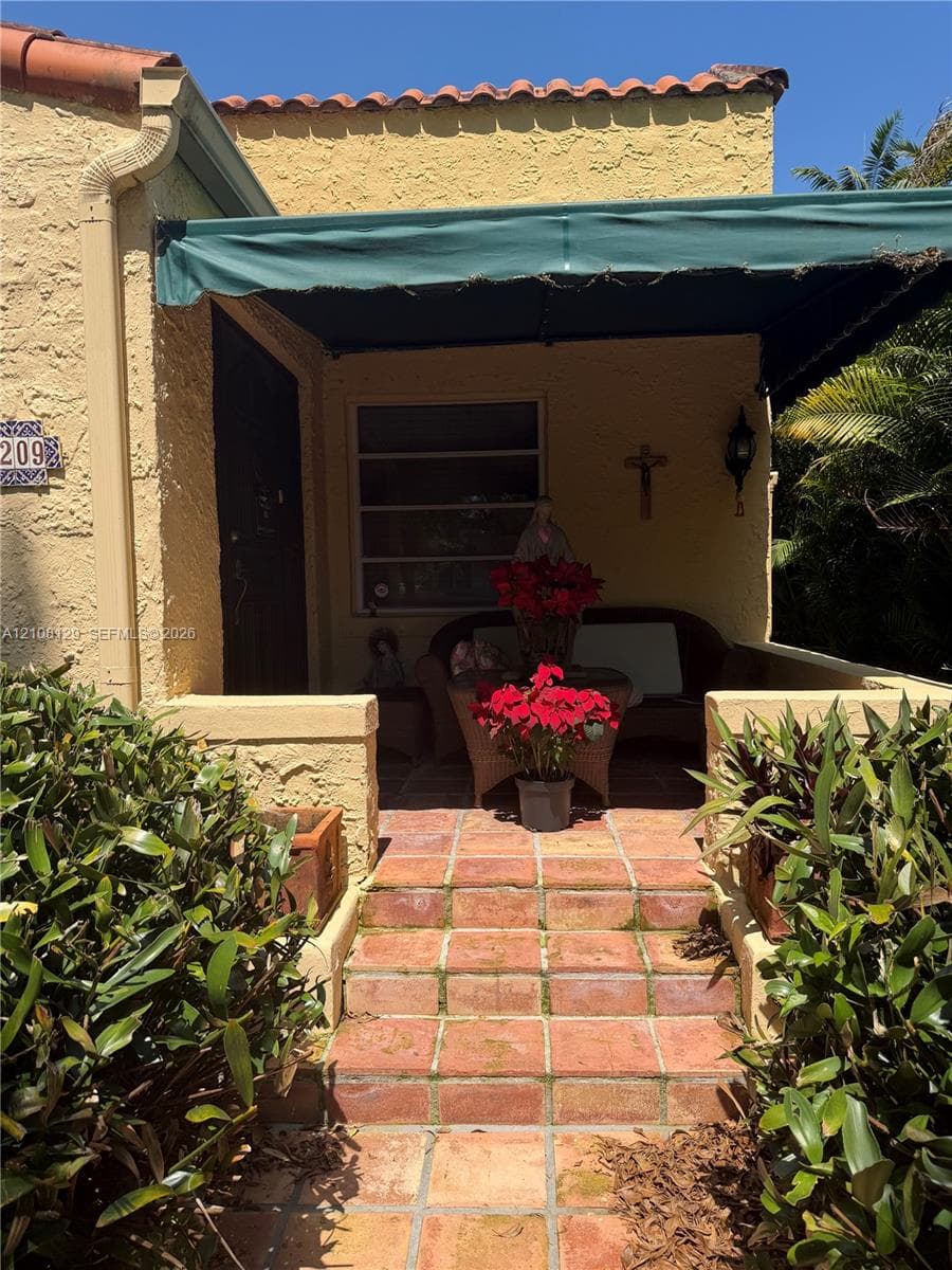 1209 Mariana Ave photo 9