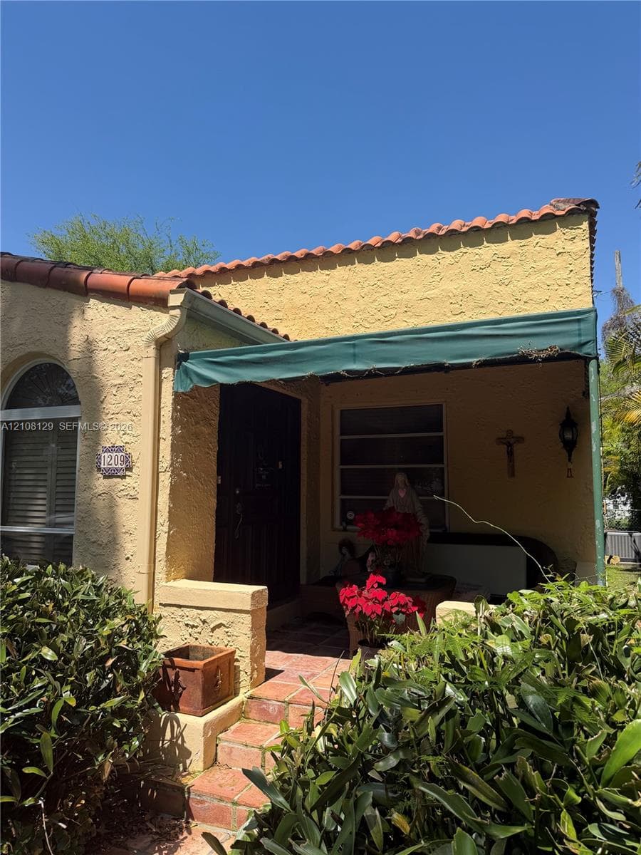 1209 Mariana Ave photo 8