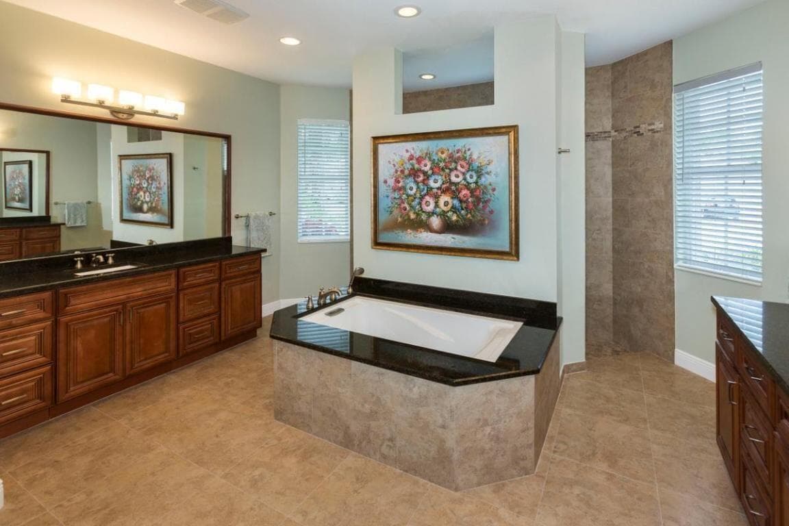 11840 Master Bath 2