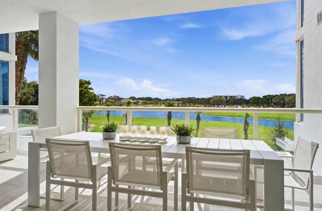 Dine on the Balcony