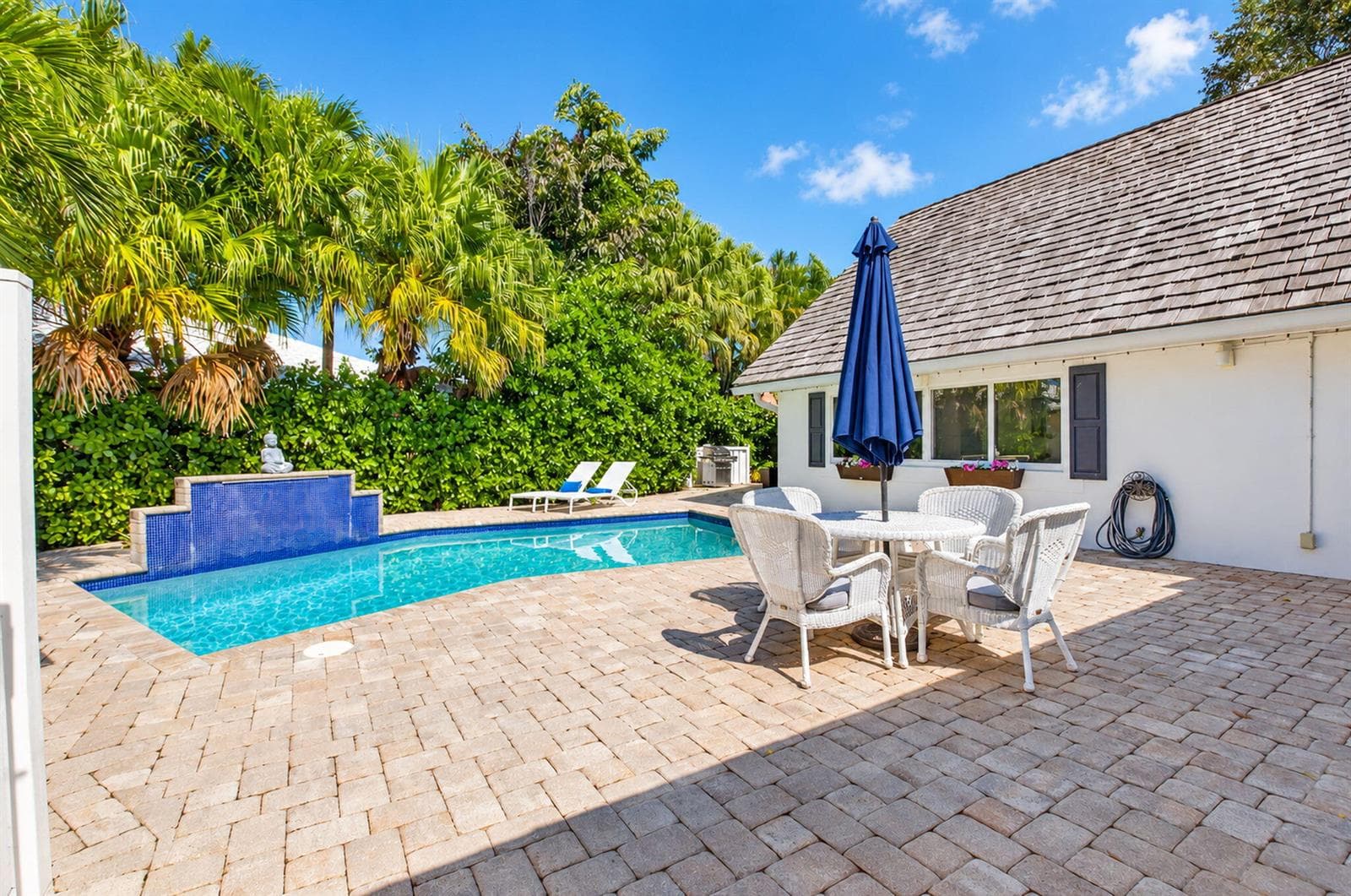 Pool/Patio