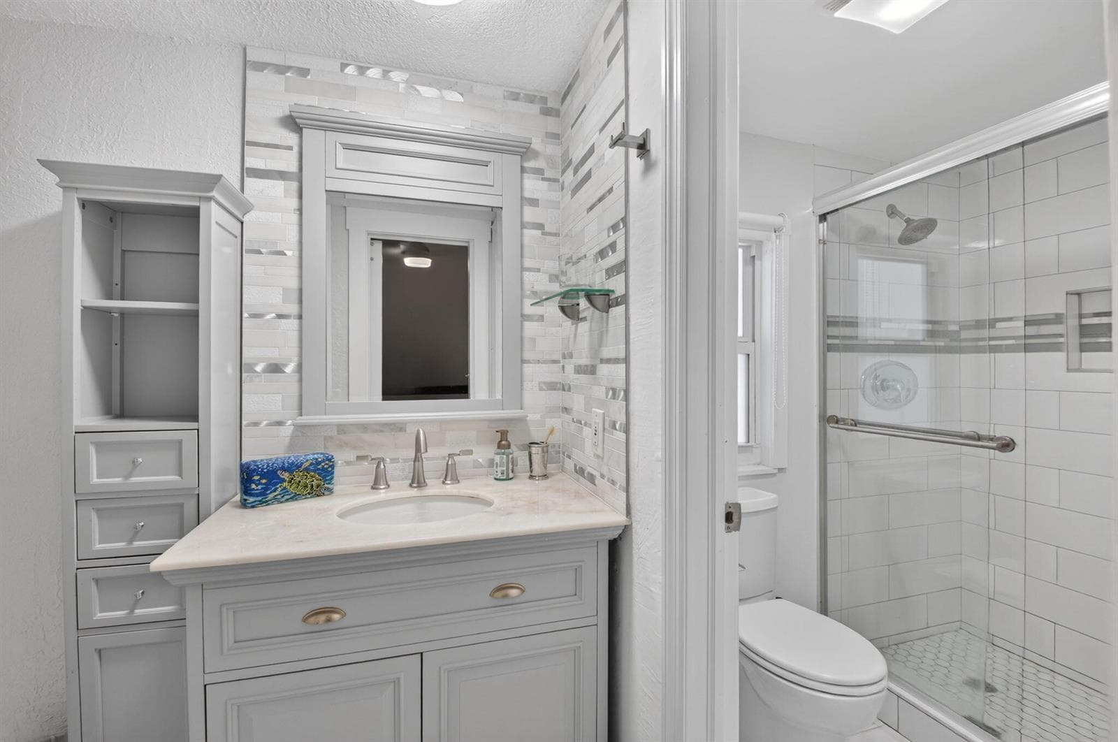 4th Bathroom