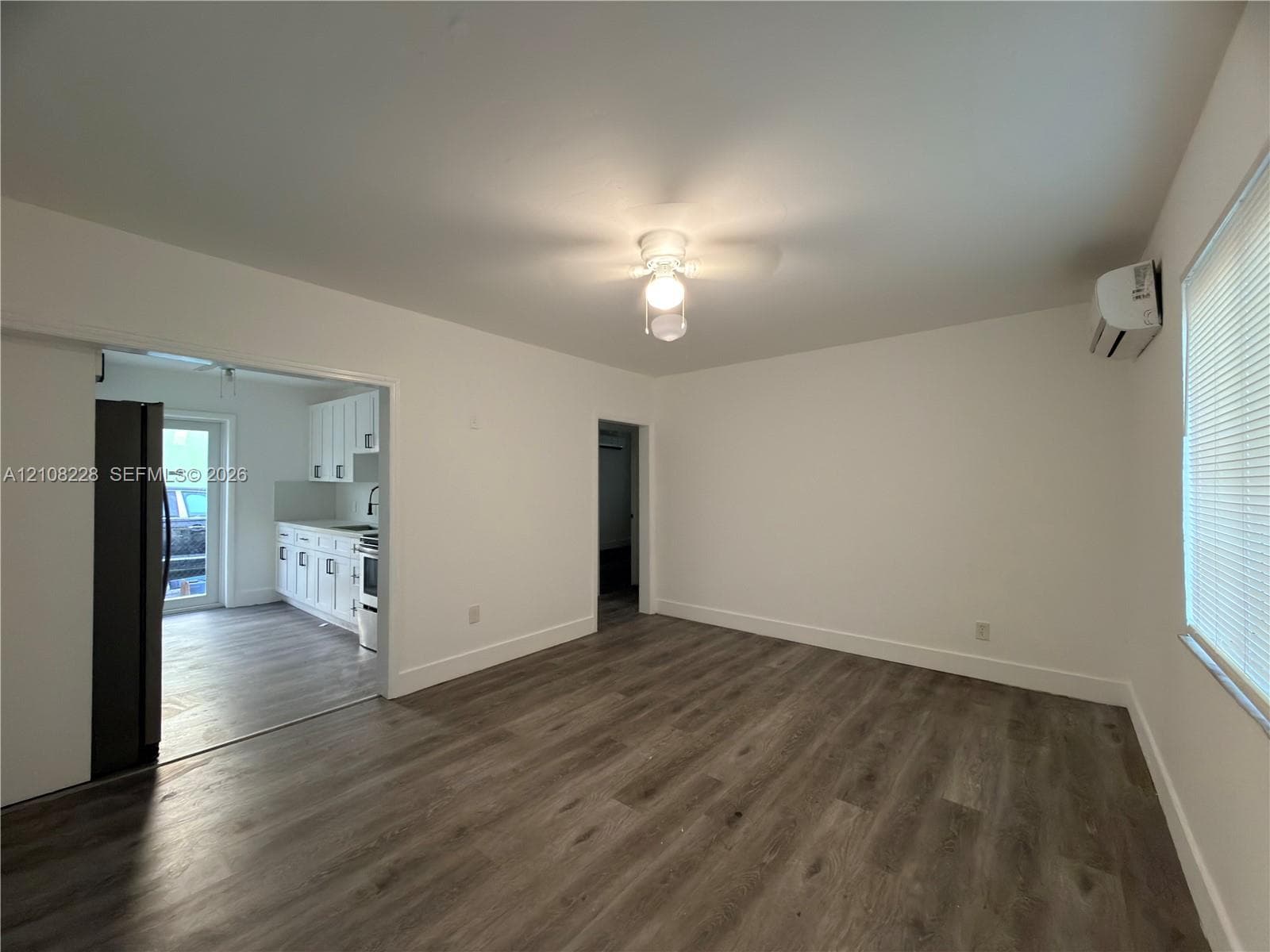 1035 Atlantic Ave #1035 photo 4