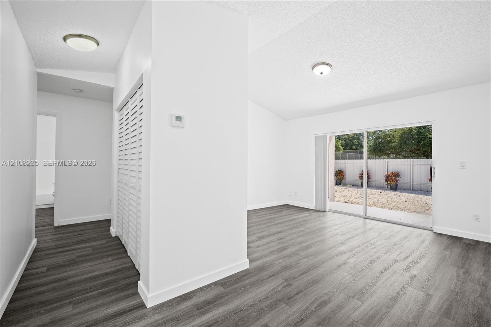 12752 SW 250th Ter photo 2