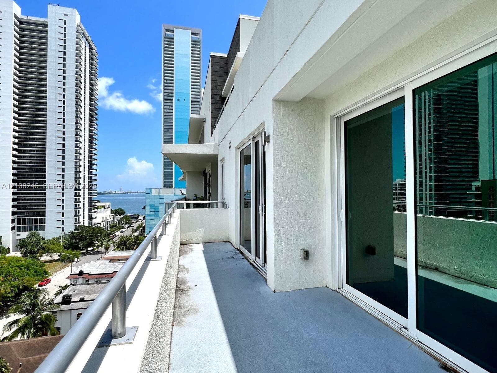 26 Edgewater · #910 in Miami - Photo 4
