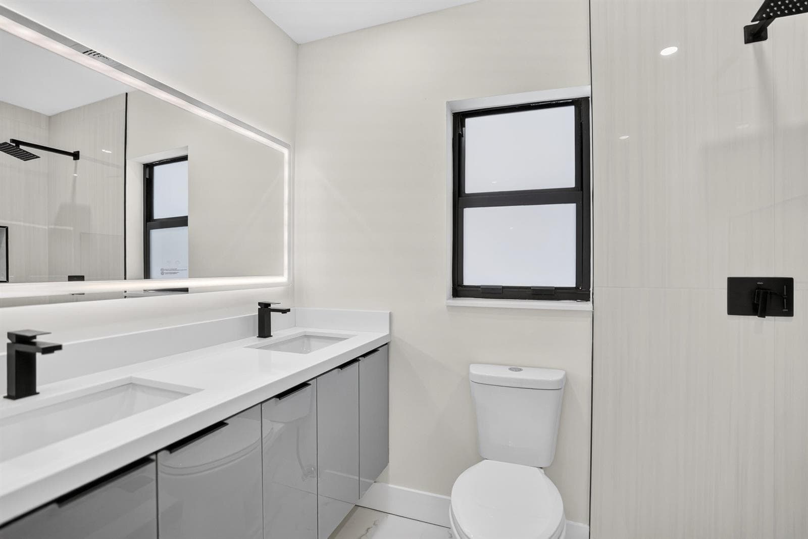 Main Bathroom