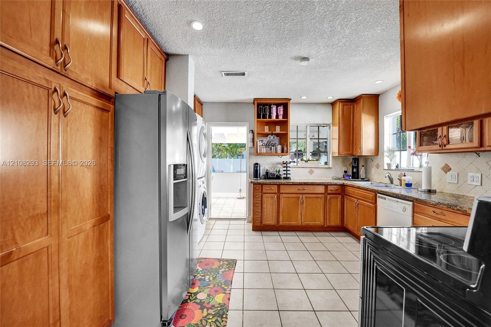 2826 Dewey St photo 13
