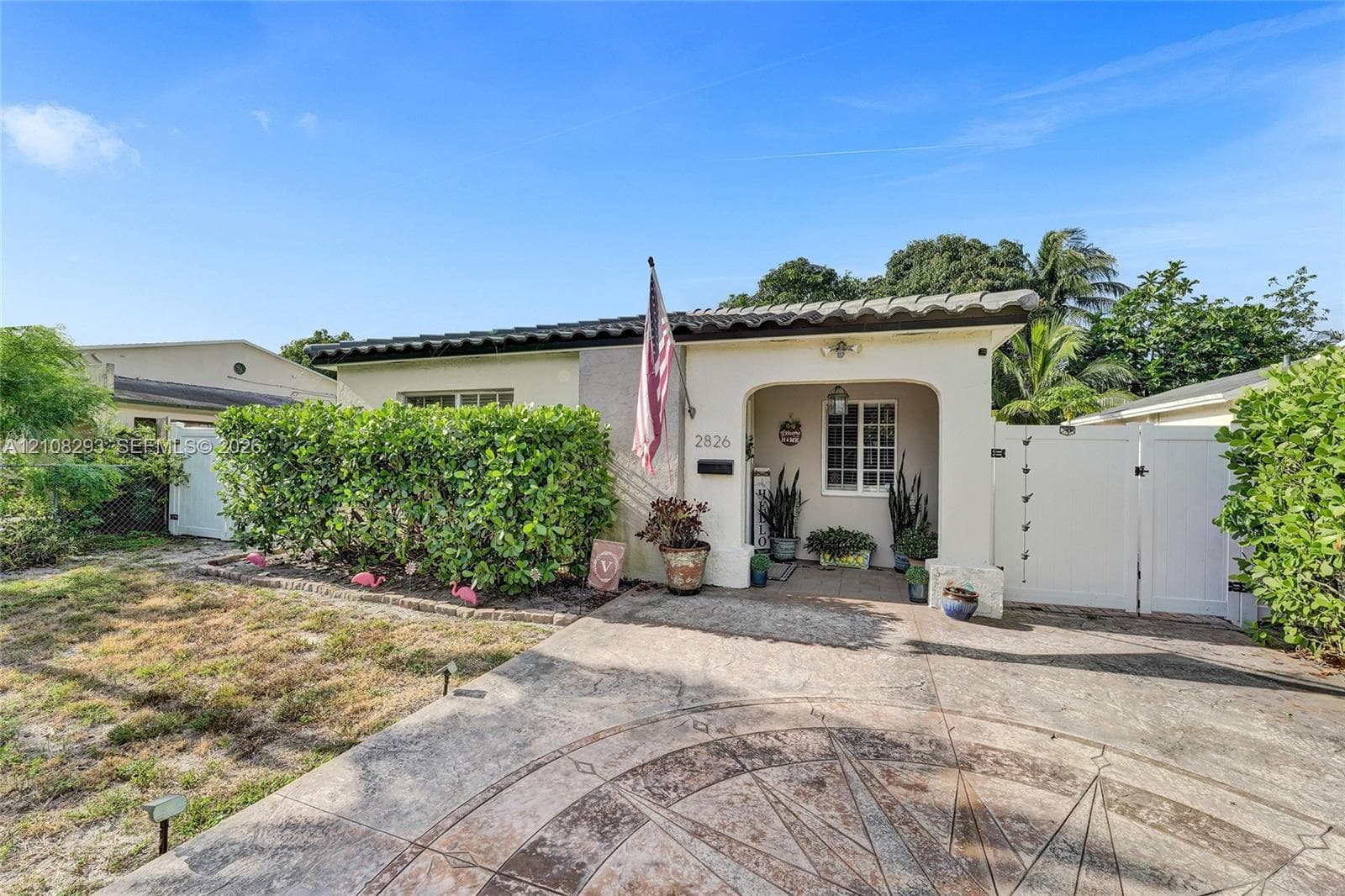 2826 Dewey St photo 8