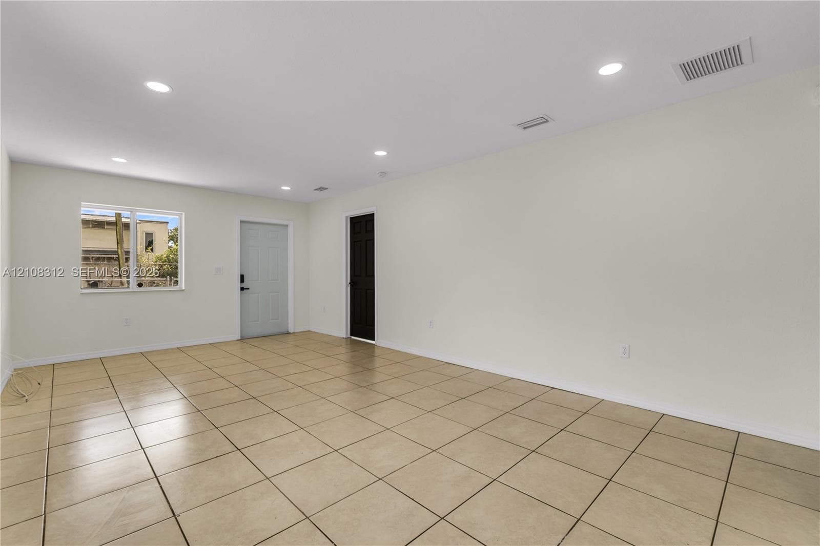 2425 NW 52nd St photo 5