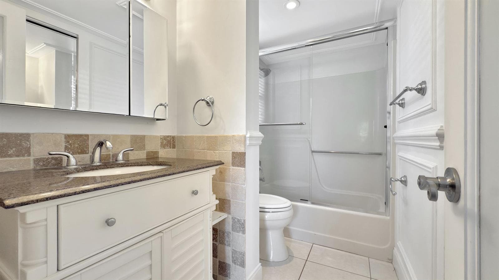 Master Bath 1C