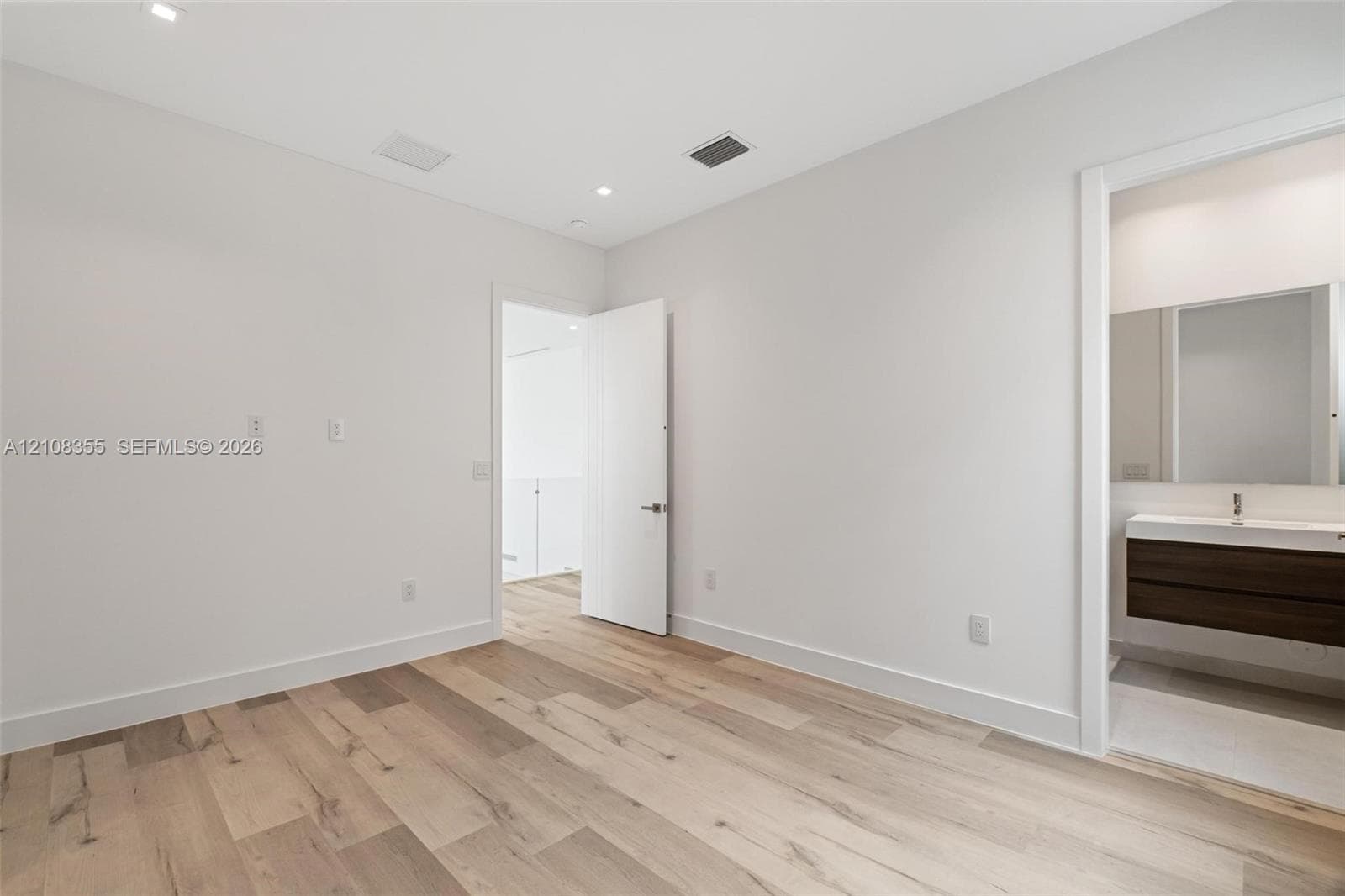 10536 NW 67th Ter #10536 photo 27