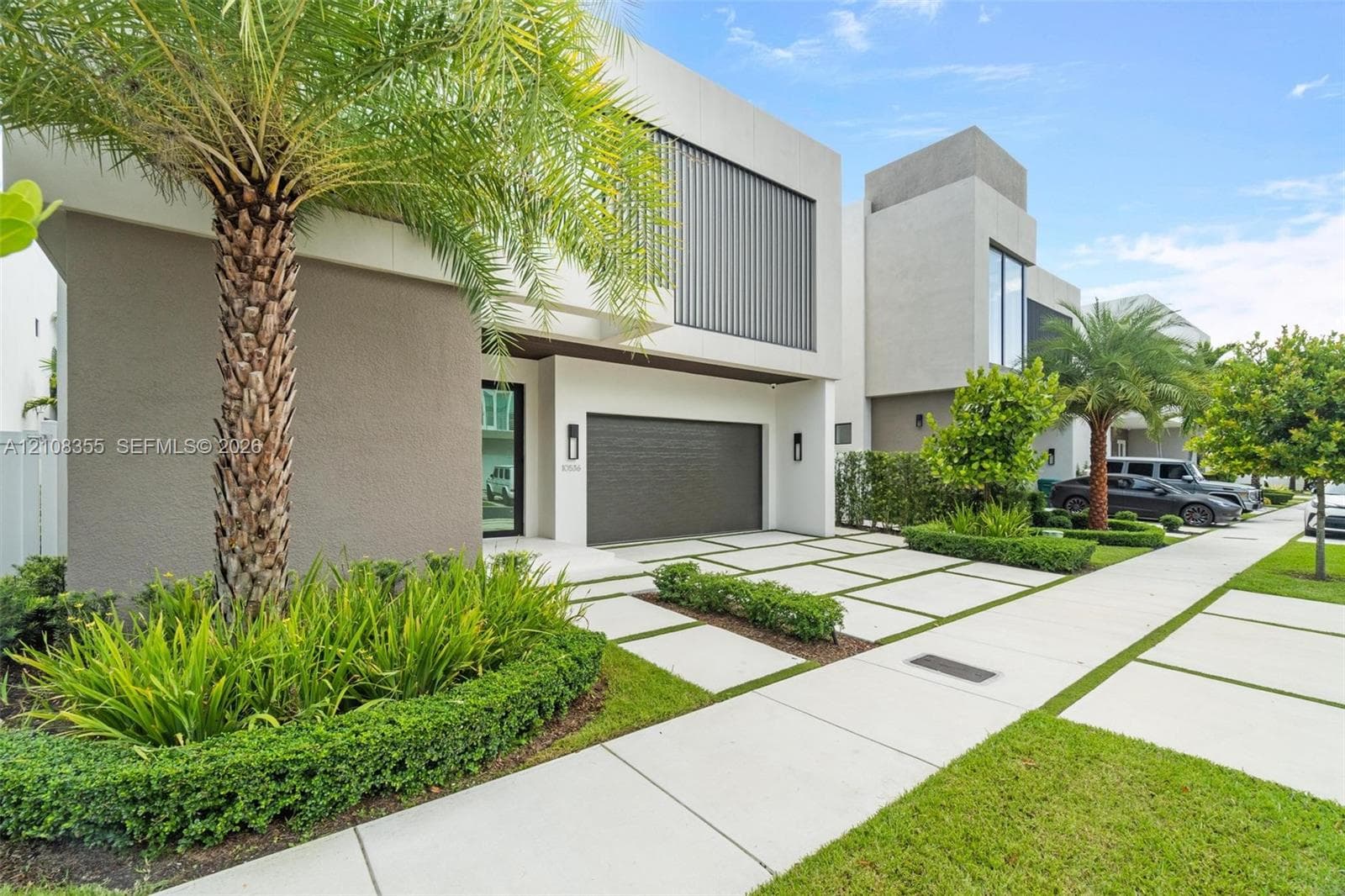 10536 NW 67th Ter #10536 photo 1