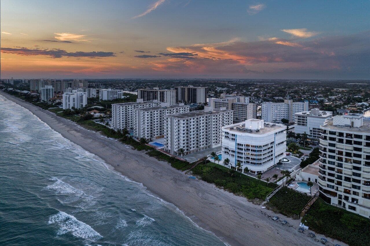 059-3211SouthOceanBoulevard-HighlandBeac