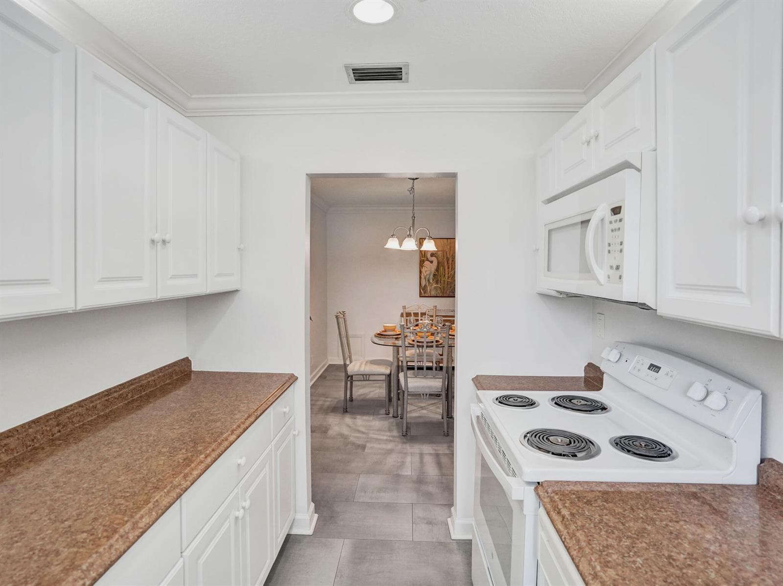 LOTS OF COUNTER SPACE IN KITCHEN