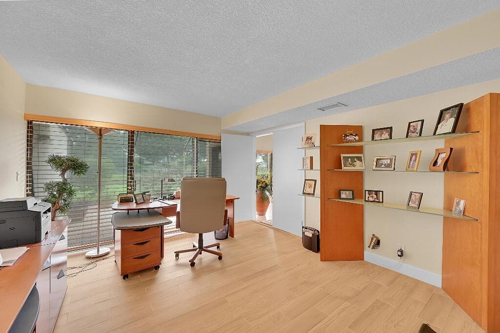 6130 Via Tierra Drive, Boca Raton