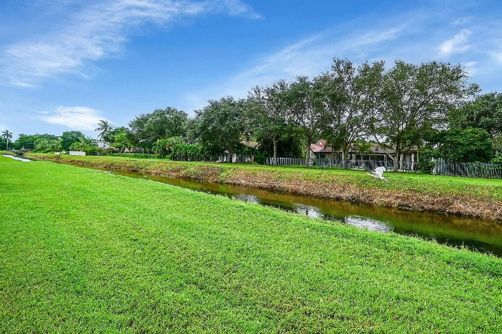 6130 Via Tierra Drive, Boca Raton