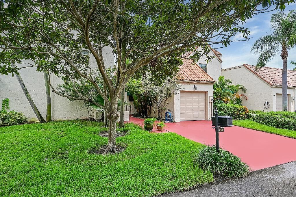 6130 Via Tierra Drive, Boca Raton