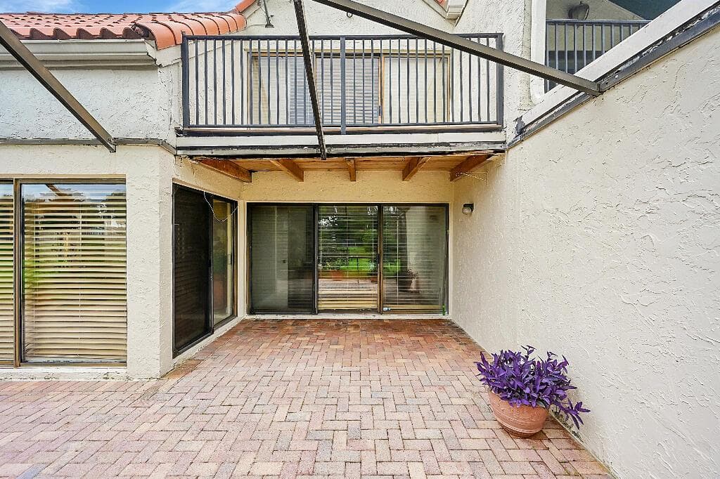 6130 Via Tierra Drive, Boca Raton