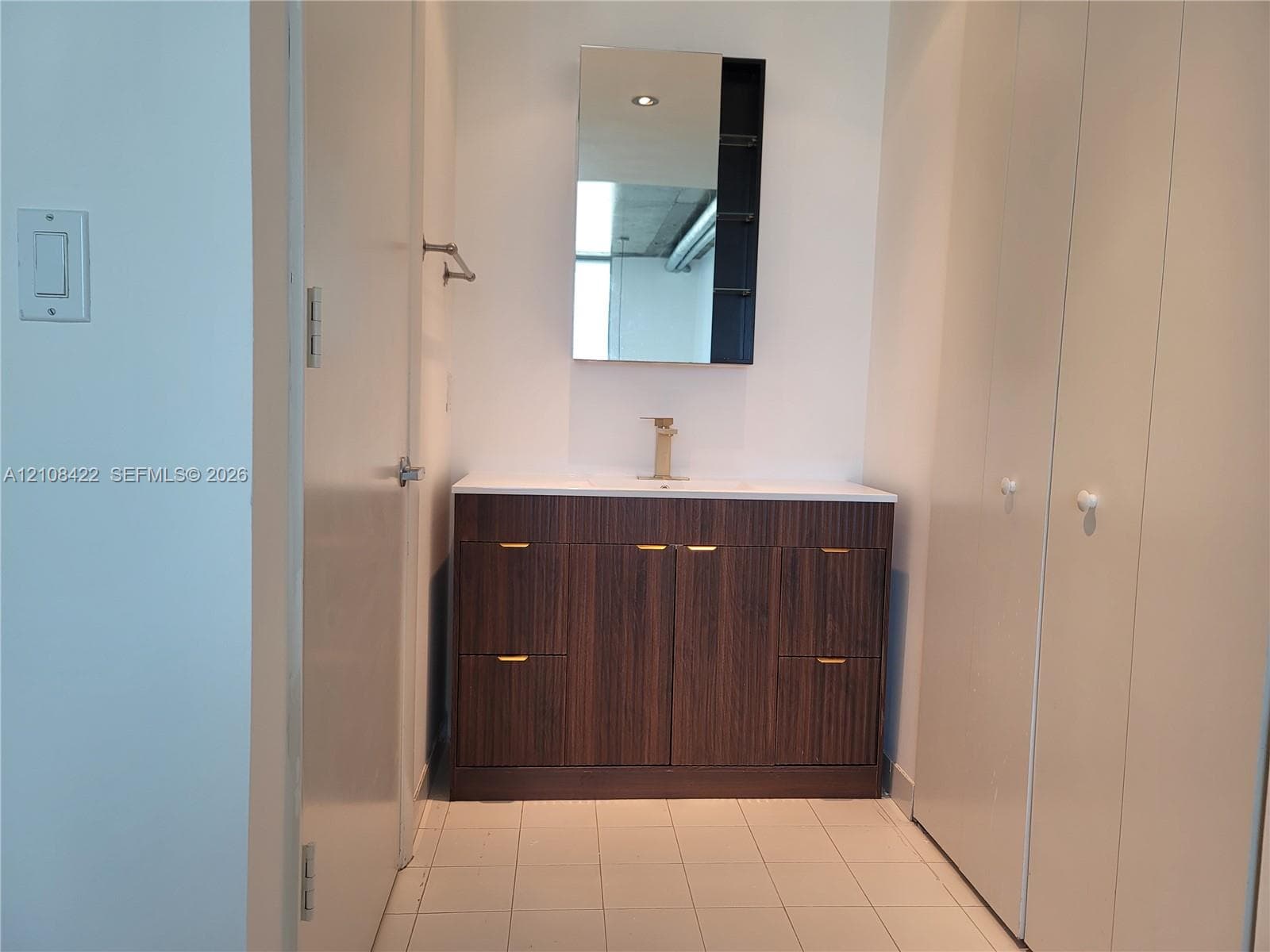 Brand New Bathroom Vanity Sink