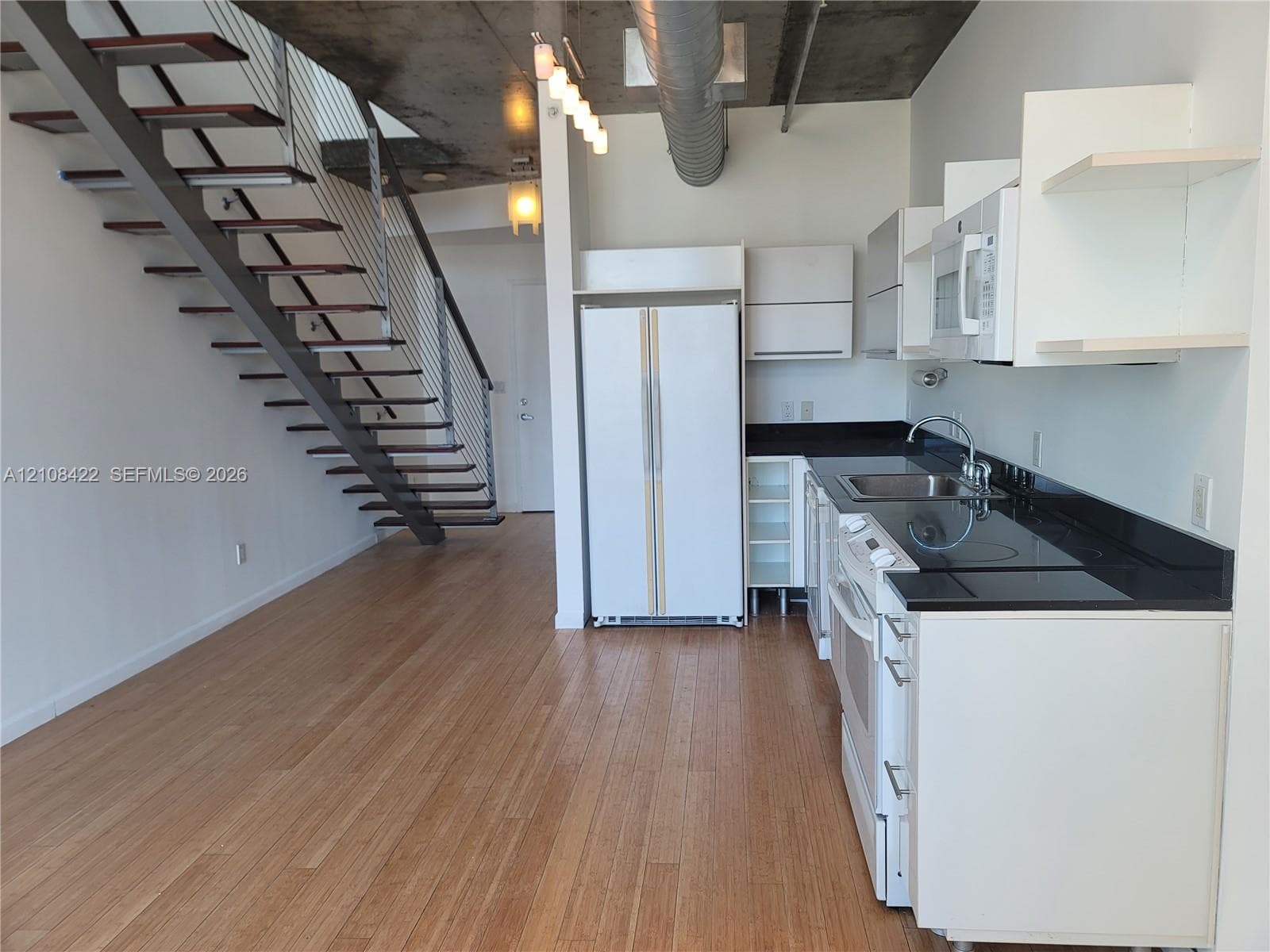 Neo Vertika Condo · #1919 in Miami - Photo 4