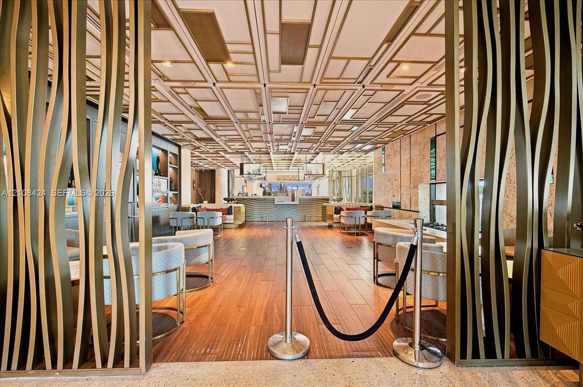 Carillon Miami Beach · #412 in Miami Beach - Photo 46