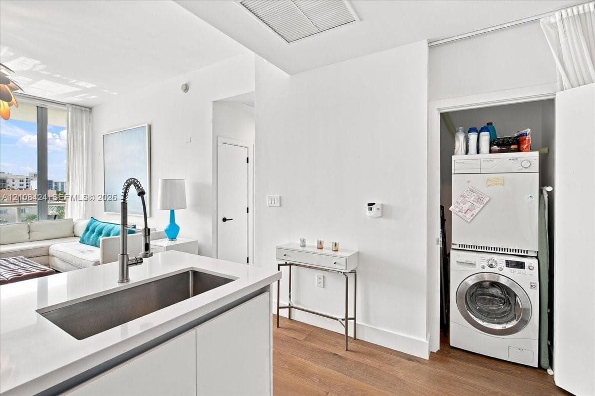 Carillon Miami Beach · #412 in Miami Beach - Photo 13