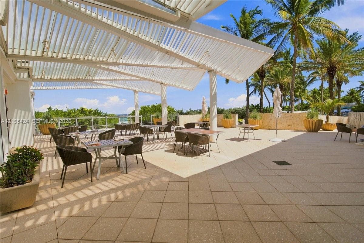 Carillon Miami Beach · #412 in Miami Beach - Photo 43