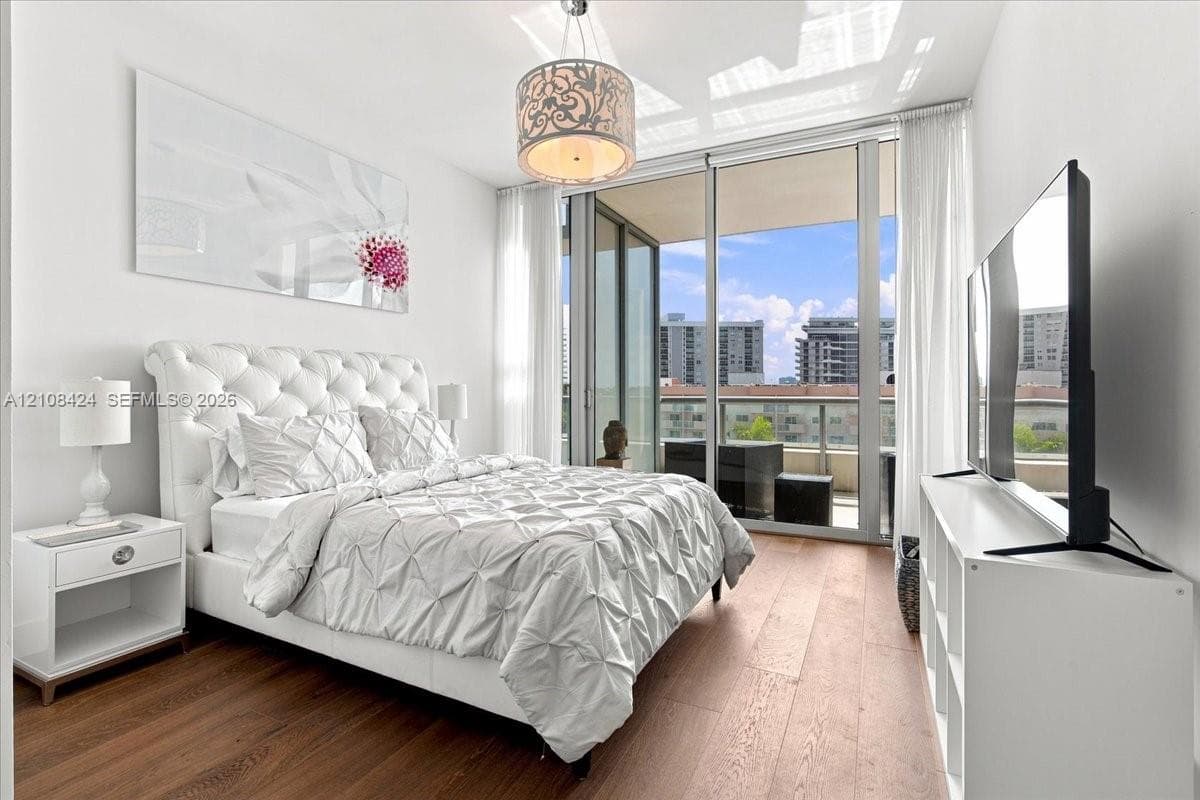 Carillon Miami Beach · #412 in Miami Beach - Photo 16