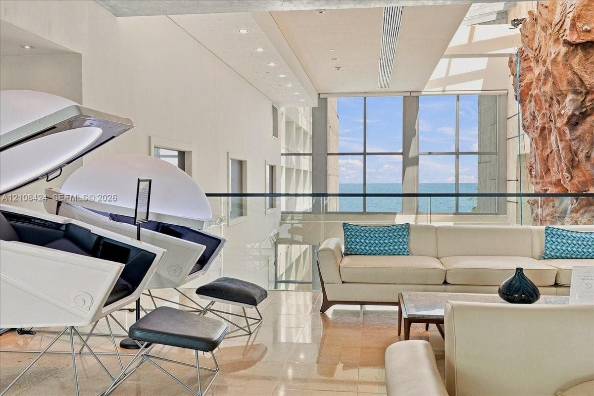 Carillon Miami Beach · #412 in Miami Beach - Photo 49