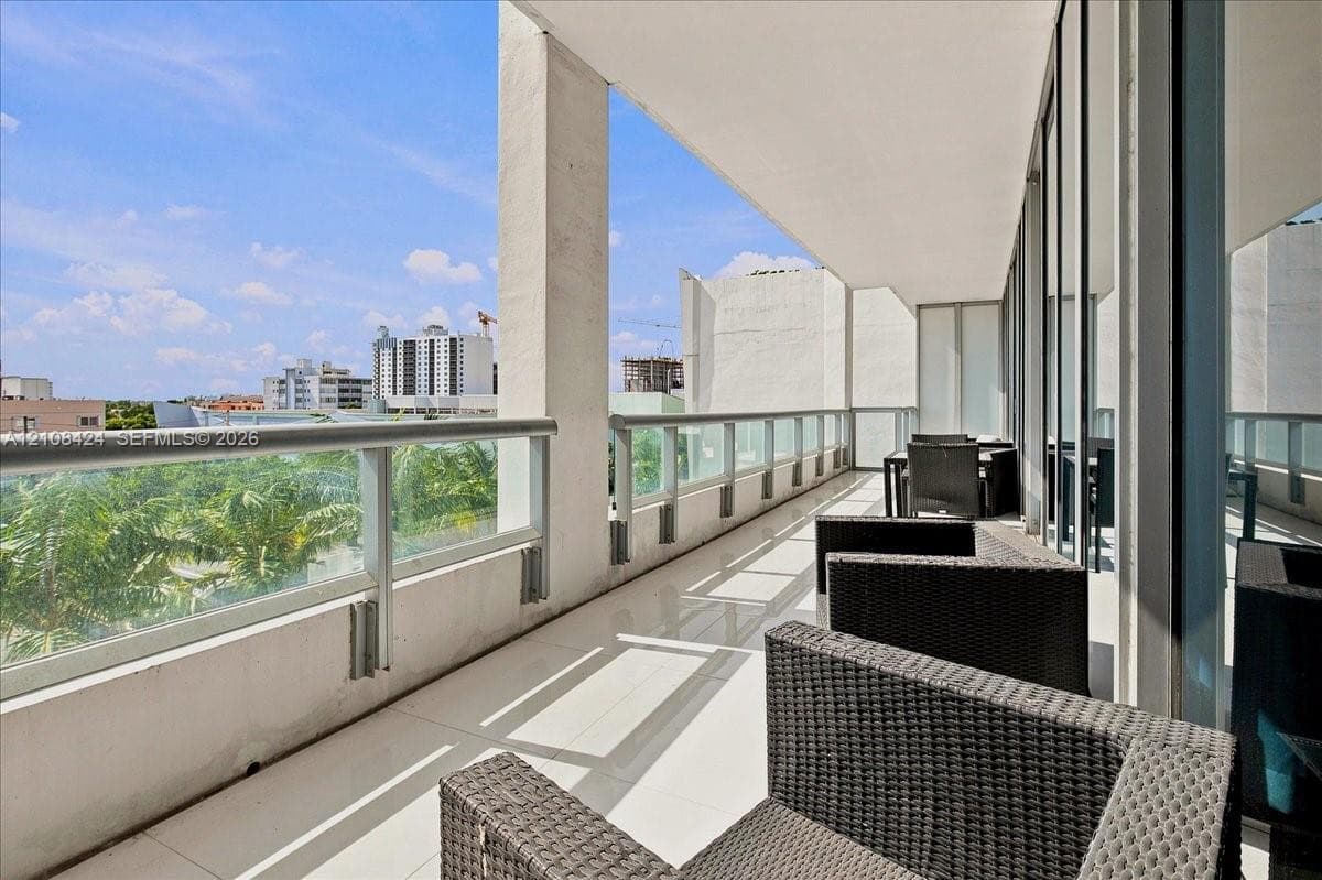 Carillon Miami Beach · #412 in Miami Beach - Photo 15