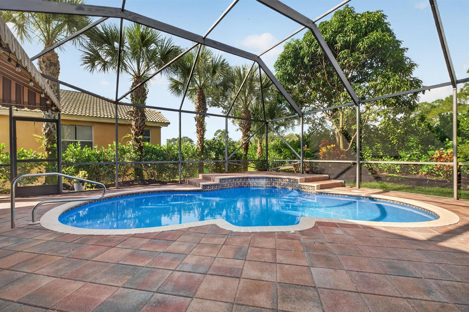 Screened Pool