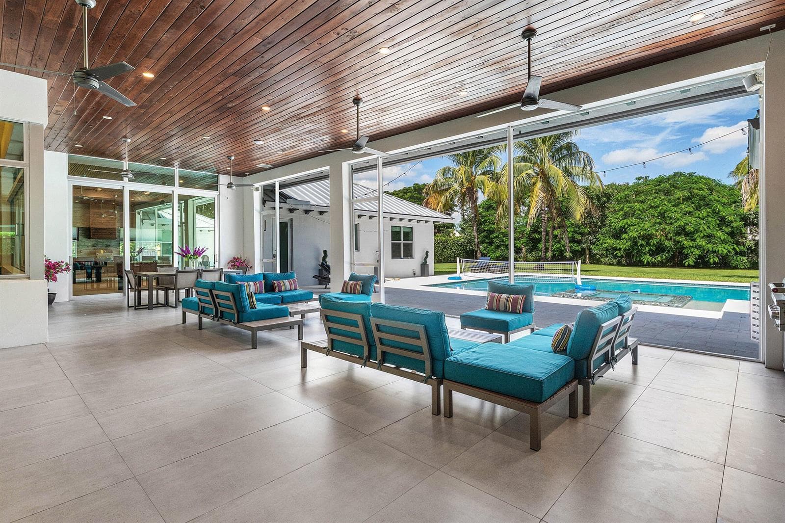Screened Patio