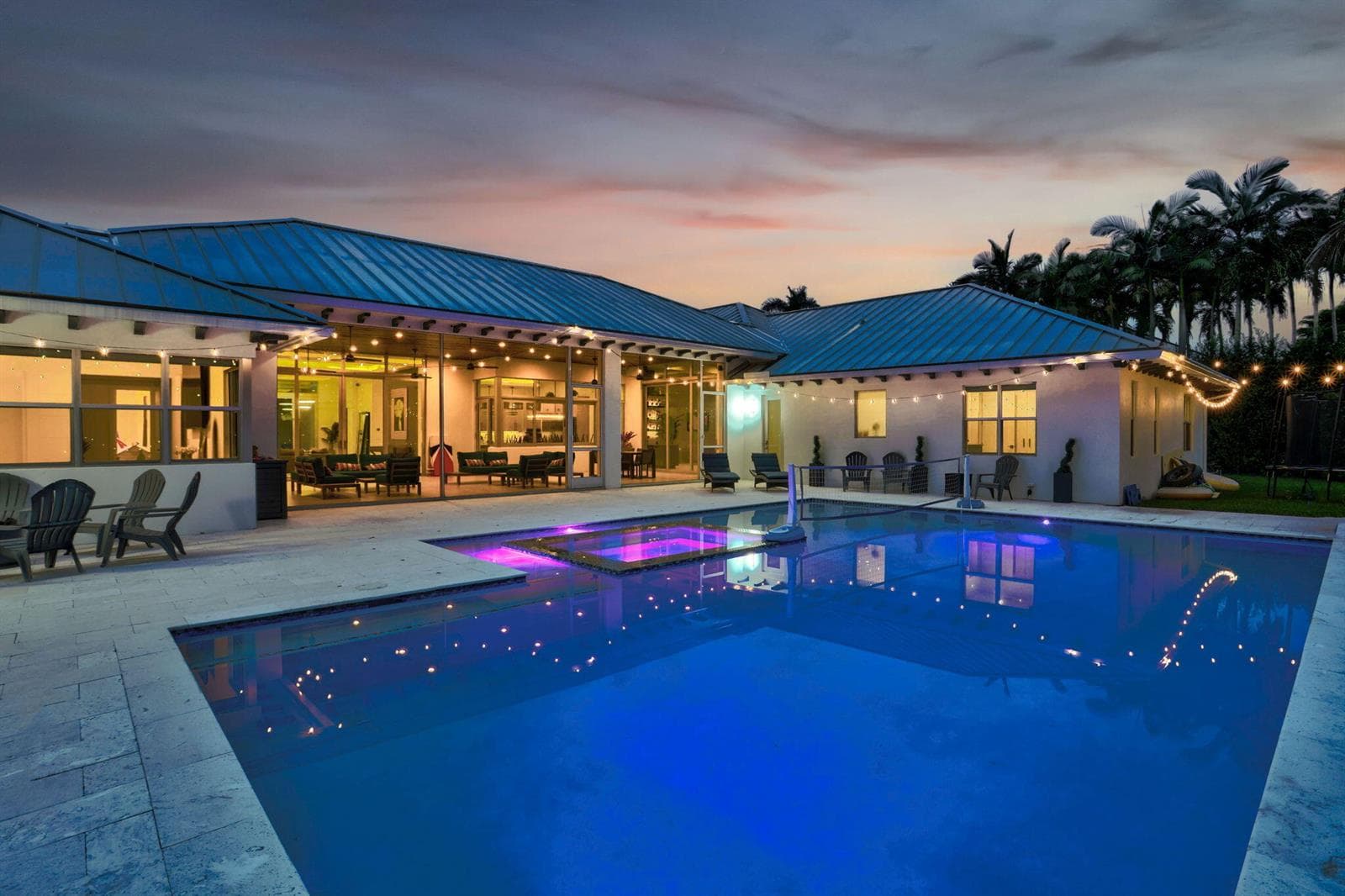 Twilight - Pool
