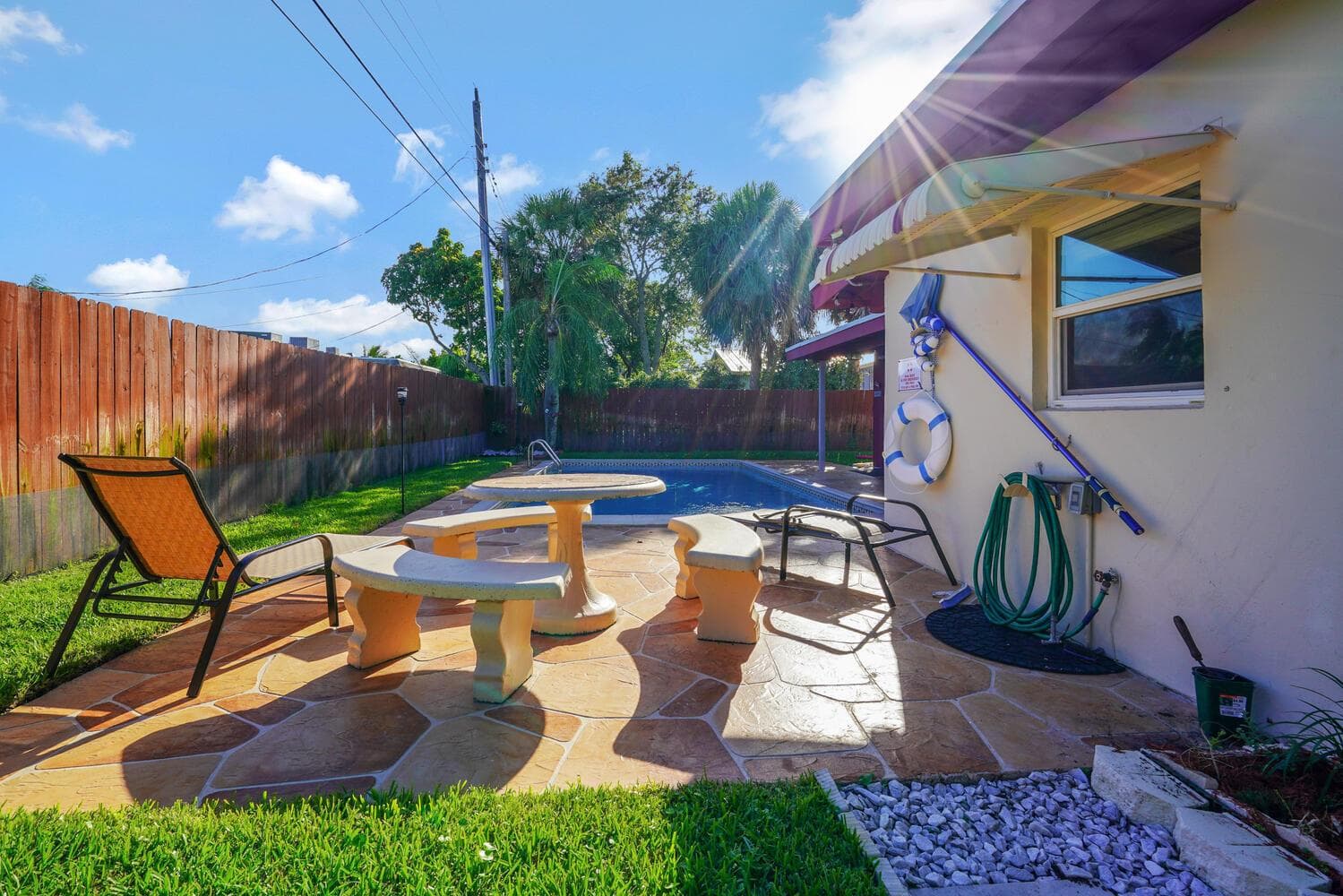 416 Lighthouse Drive North-large-035-030