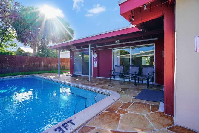 416 Lighthouse Drive North-small-036-036