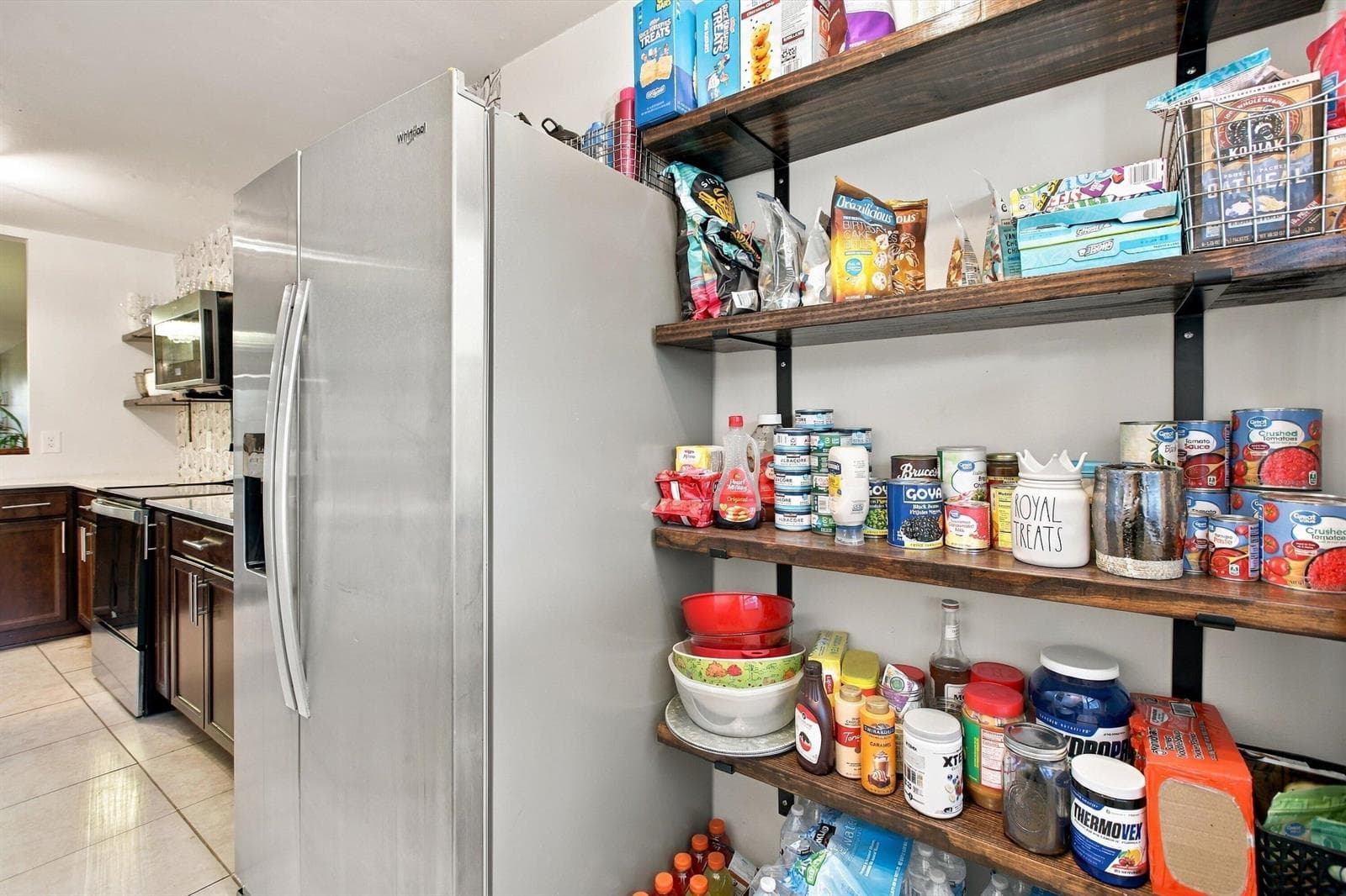 10-Open Pantry Shelves