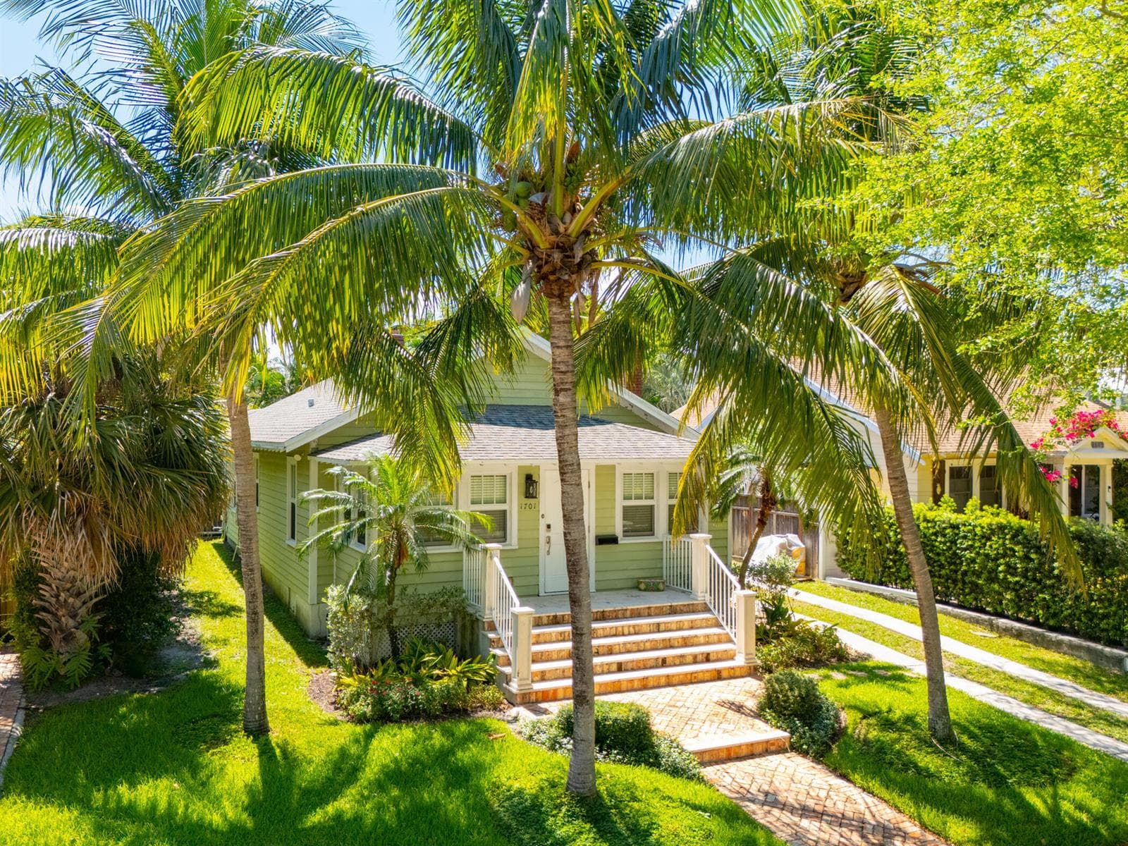 © Clark -701 Florida Ave,-034
