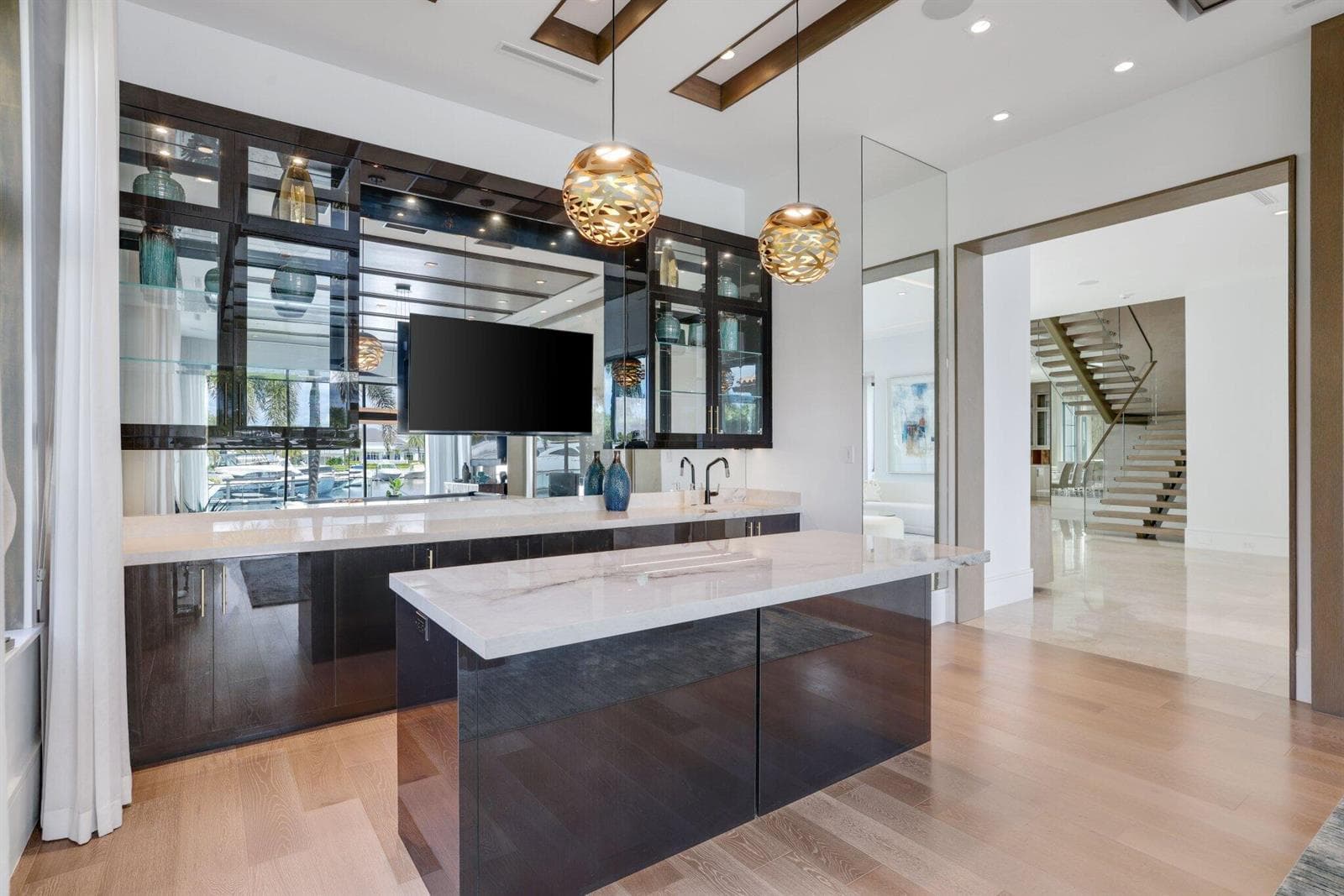 Club Room Wet Bar